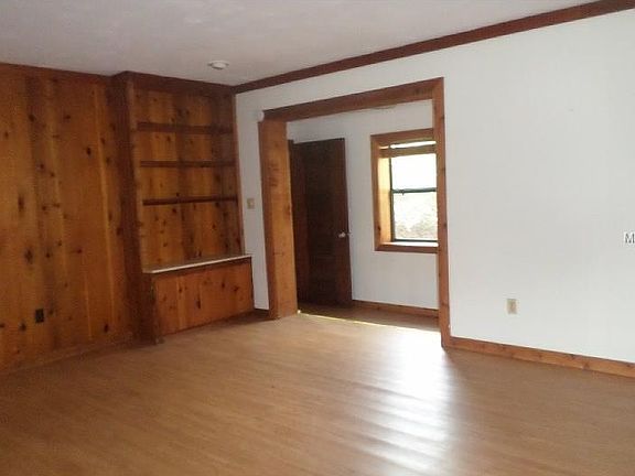 4th image of 1385 W Hartley Cir