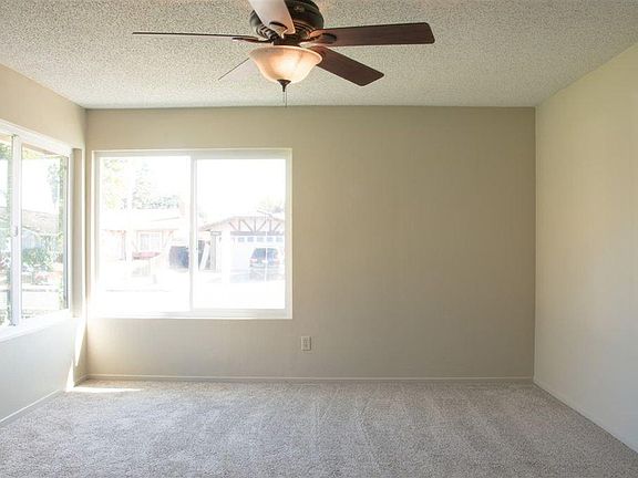 3rd image of 13021 Sunbird Dr