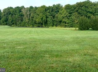126 Buttercup Ln, Wellsville, PA 17365