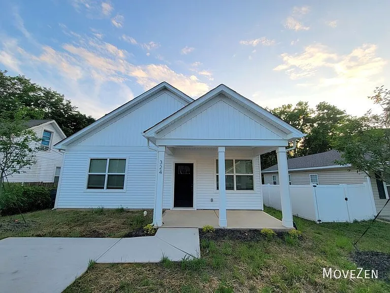 324 Houston St — Photo 2