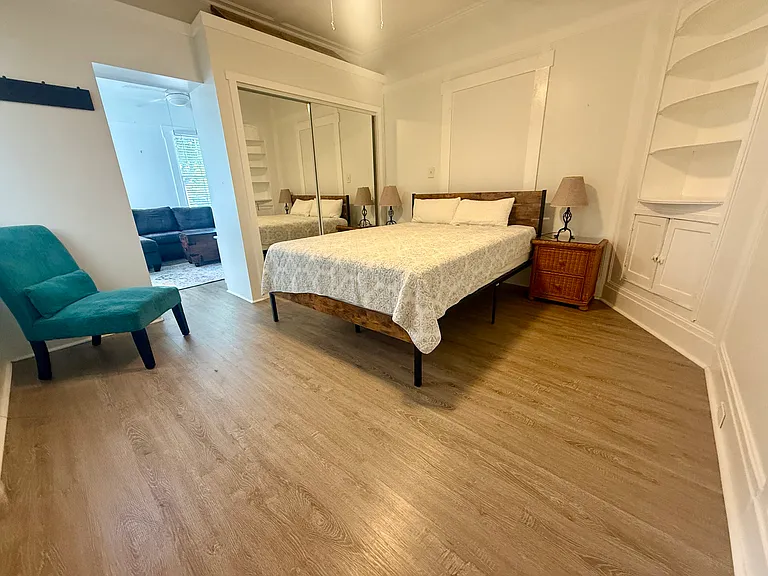 1401 Newton St #1 — Photo 3