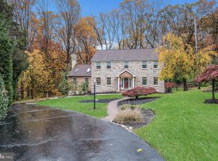 351 Kent Rd, Broomall, PA 19008
