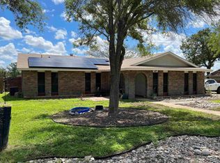 106 Tomahawk Trl, Del Rio, TX 78840