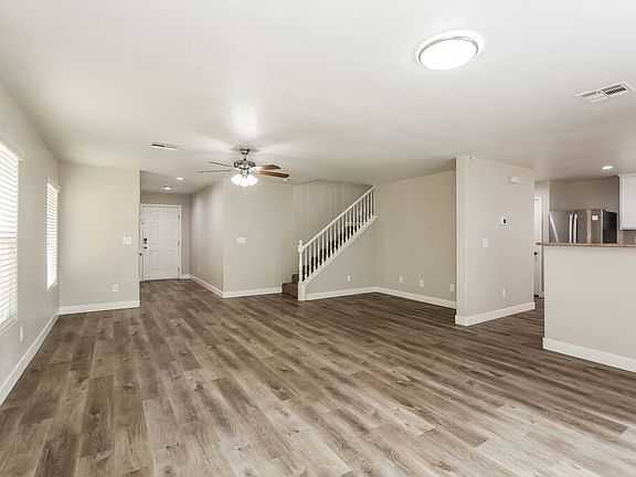 5th image of 12 Snow Dome Ave