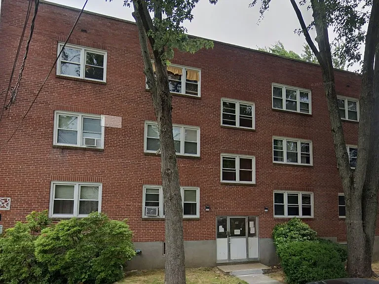 30 James St — Photo 3