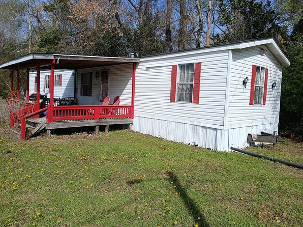 111 Raccoon Ln
