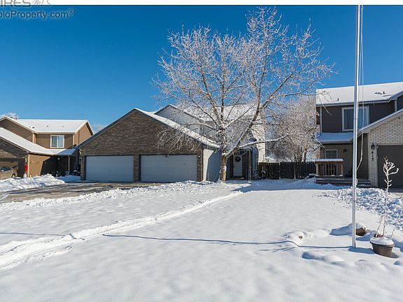 3rd image of 415 Stevens Cir
