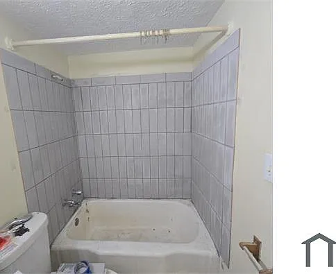 3311 Linwood Ave — Photo 8