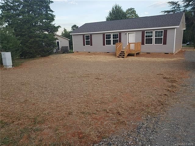 1st image of 828 River Hill Rd #31