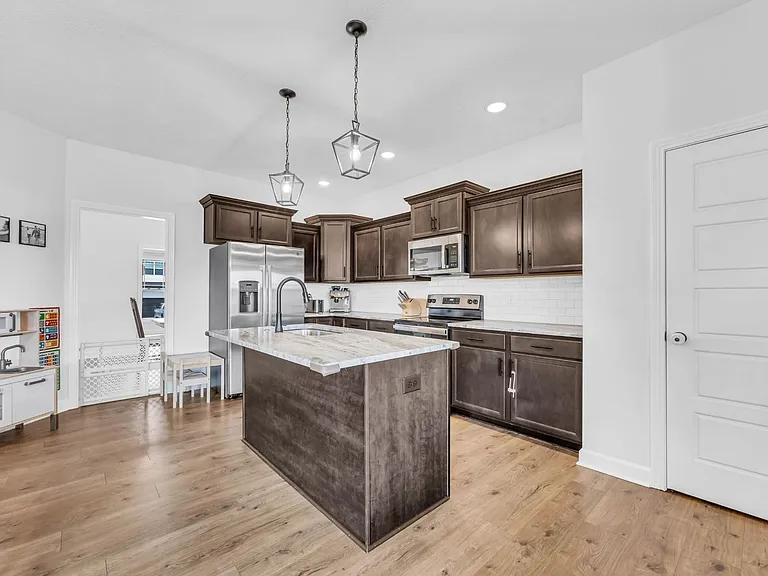 2023 Ireland Way — Photo 16
