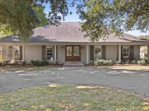 309 Lakeside Dr, Lafayette, LA 70508