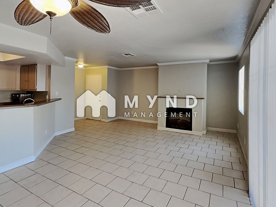 8600 W Charleston Blvd Las Vegas, NV, 89117 Apartments for Rent Zillow