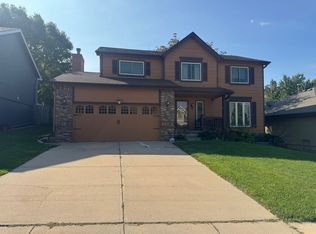 16911 Holmes Cir, Omaha, NE 68135