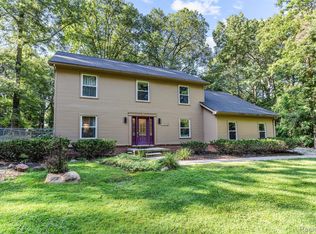 49603 Cherokee Cir, Canton, MI 48187