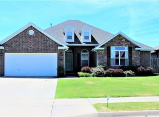 3945 Chevalier Ave, Springdale, AR 72762