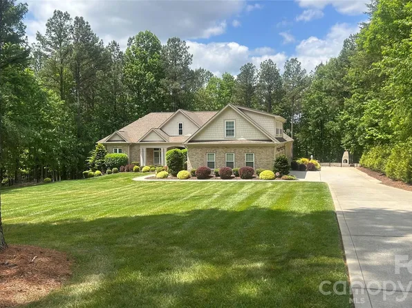 6627 Harbor Oaks Dr, Denver, NC 28037