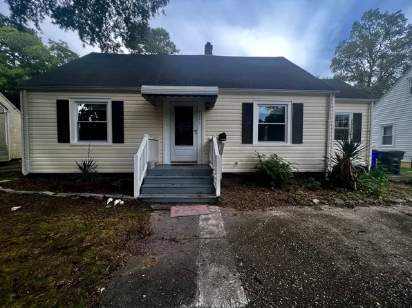 8121 Old Ocean View Rd, Norfolk, VA 23518