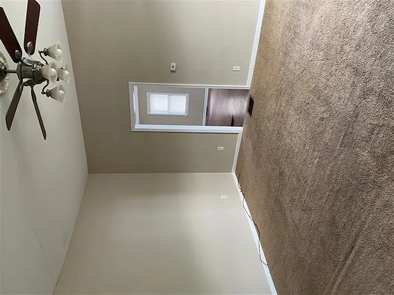 205 Broad St — Photo 2