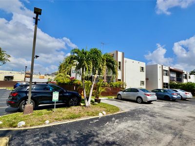 571 NW 107th Ave APT 203, Miami, FL, 33172