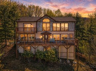 124 W Blueberry Lane, Beech Mountain, NC 28604