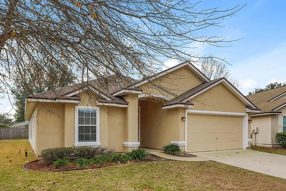 4 bed, 2.0 bath, 1882 sqft, $2,800 — Photo 3