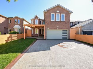 6008 Grossbeak Dr, Mississauga, ON L5N 5W8