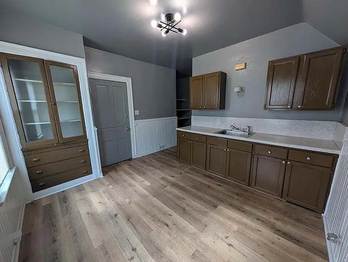 2 bed, 1100 sqft, $1,069 — Photo 2