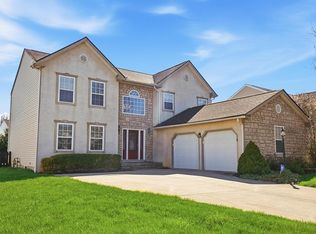 4000 Creekwood Dr, Lewis Center, OH