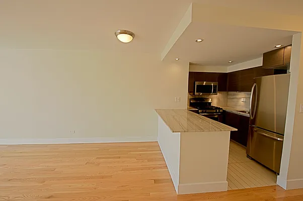 Rented by Stonehenge NYC LLC | media 9