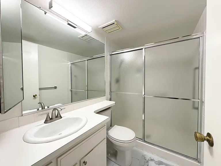 3424 Rossmoor Pkwy #2 — Photo 15