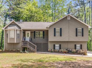 204 Holly Creek Way, Woodstock, GA 30188