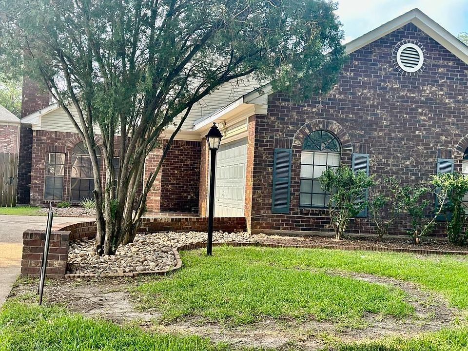 1st image of 21318 Park Post Ln