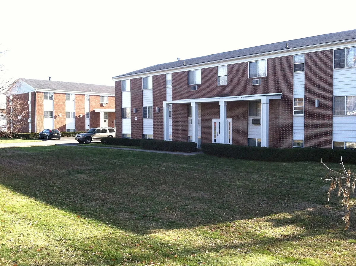 Building Photo - 69 Parrish St