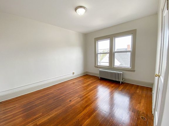 4th image of 46 Grace St APT C1