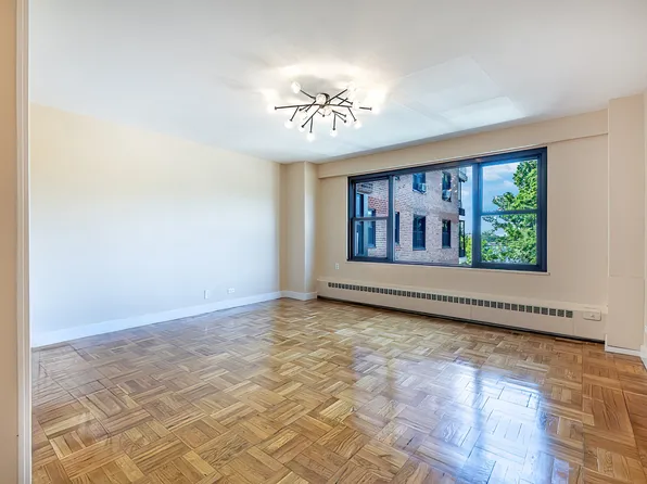 3850 Sedgwick Avenue image 3 of 23