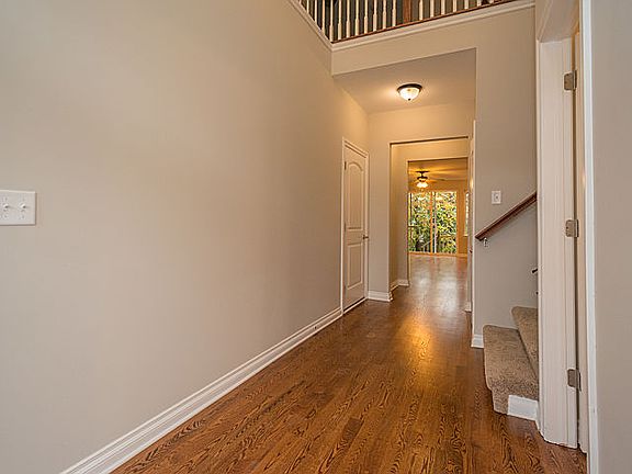 3rd image of 5480 Trillium Crossing Ct