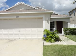 8225 Summer Wood Ln, Riverview, FL 33578