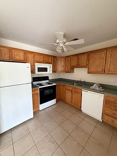 35 Judith Ln #204 Photo 1 35 Judith Ln #204 Photo 1