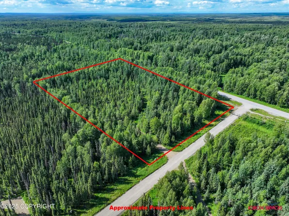 15510 N Deception Shores Cir, Willow, AK 99688