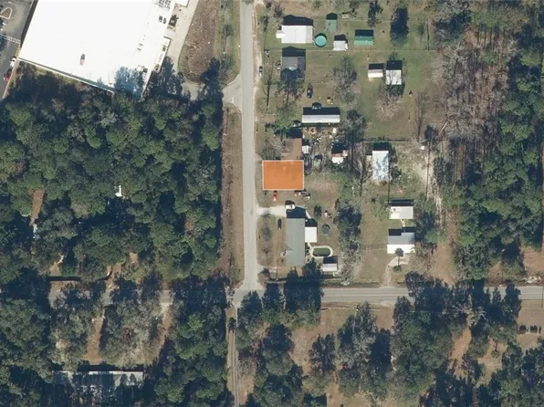 310 Florida Dr, Palatka, FL 32177