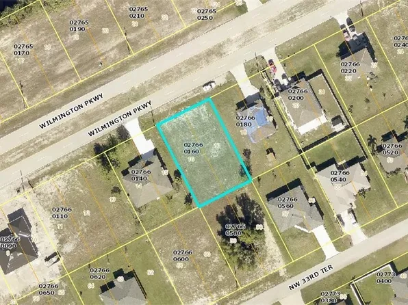 310 Wilmington Pkwy, Cape Coral, FL 33993
