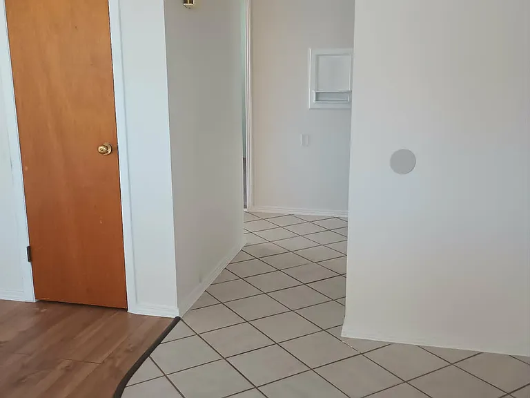 Isabella Dr — Photo 8