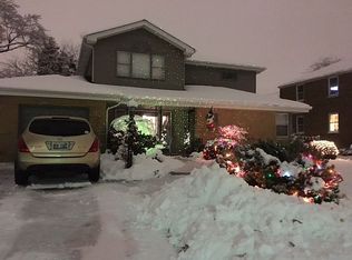 111 E Oneida Ave, Elmhurst, IL 60126