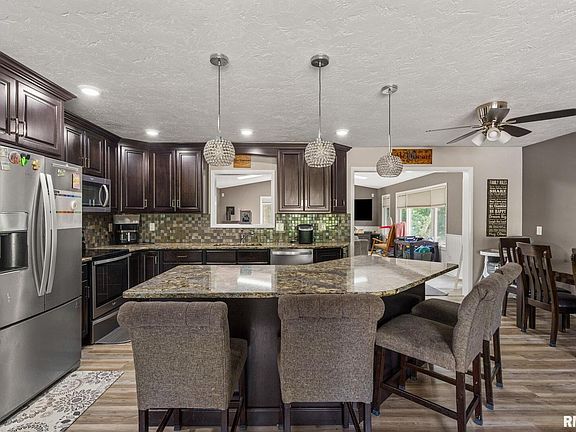 2nd image of 3345 28th Street Ct
