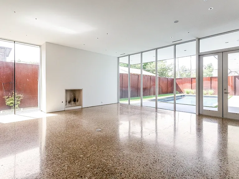 6035 Prospect Ave — Photo 6