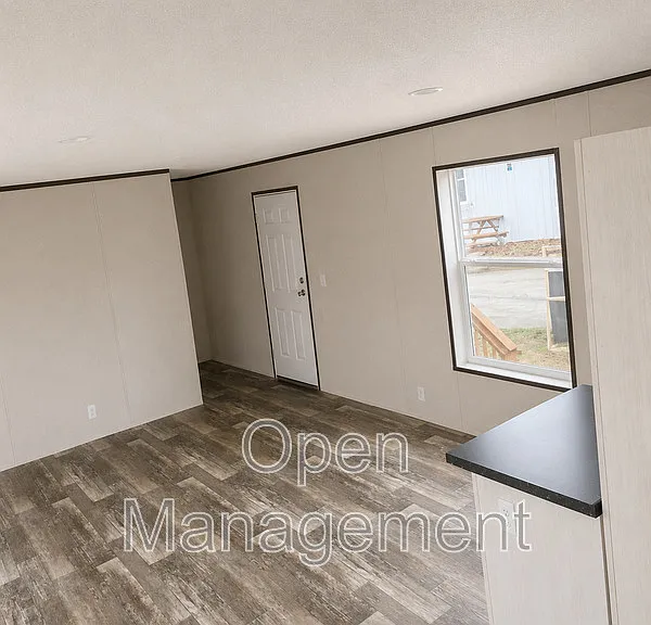 7534 W US Highway 60 #203 — Photo 7