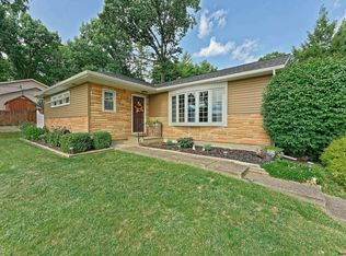 72 Pollock Rd, Latham, NY 12110