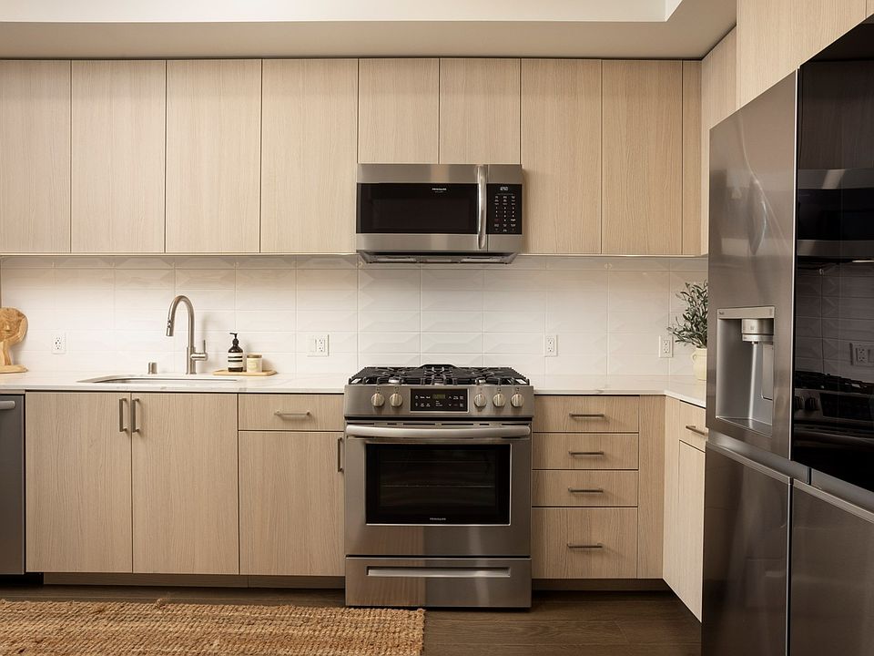 Residences at West Edge Kitchen