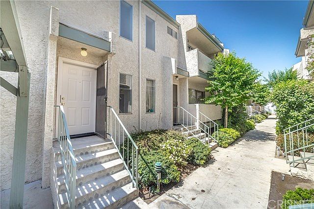 1st image of 8801 Cedros Ave APT 8