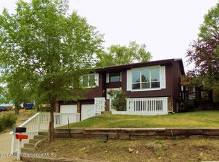 110 Hillside Ter, Craig, CO 81625